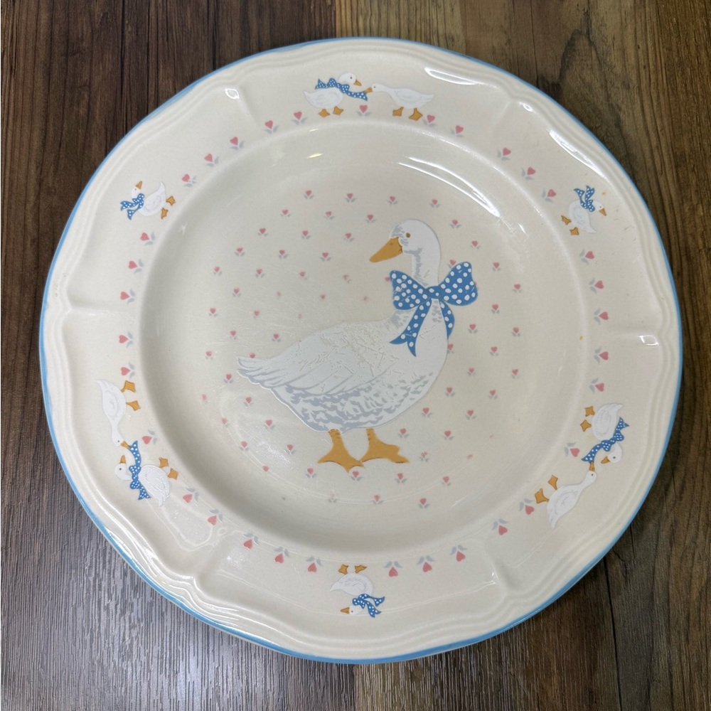 Vintage piece Brick Oven Stoneware - Aunt Rhody Goose Blue Ribbon set 14